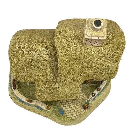 David Winter Blossom Cottage May British Traditions Retired Hand-Painted 1989 - Picture 10 of 10